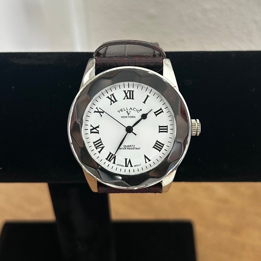 Vellacio New York Quartz Watch Roman Numeral White Dial Scalloped‎ Bezel leather